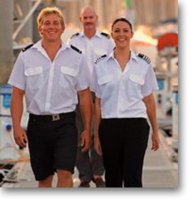 hire professional boat captain and crew to transport your yacht